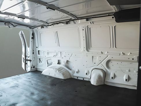 Used 2013 Ford E-150 and Econoline 150 w/ PWR Group image 10