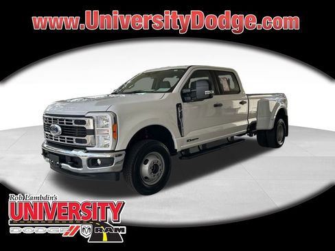 Used 2025 Ford F350 XLT image 1