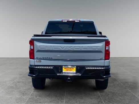 Used 2024 Chevrolet Silverado 1500 LT Trail Boss AWD/4WD image 4
