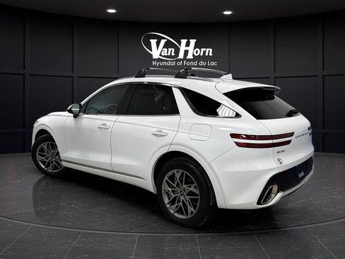 Used 2025 Genesis GV70 2.5T w/ Select Package image 3