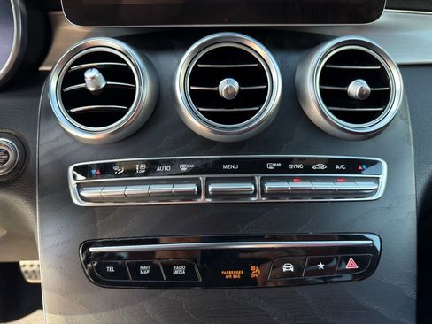 Used 2020 Mercedes-Benz GLC 300 w/ AMG Line image 26