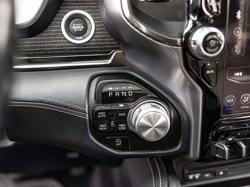 Used 2019 RAM 1500 Limited w/ Advanced Safety Group AWD/4WD image 28