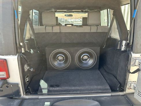 Used 2009 Jeep Wrangler Unlimited X AWD/4WD image 8