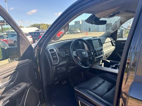 Used 2022 RAM 1500 Laramie AWD/4WD image 12