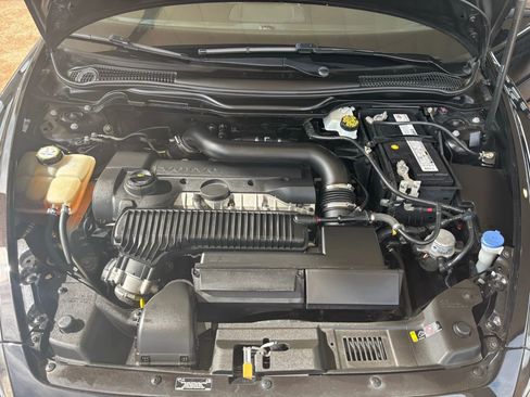 Used 2013 Volvo C70 T5 image 25