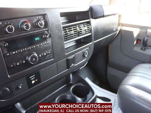 Used 2017 GMC Savana 2500 Extended image 40