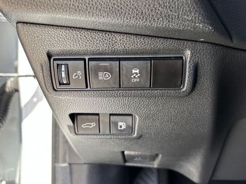 Used 2023 Toyota Corolla Cross AWD Hybrid w/ Convenience Package image 26