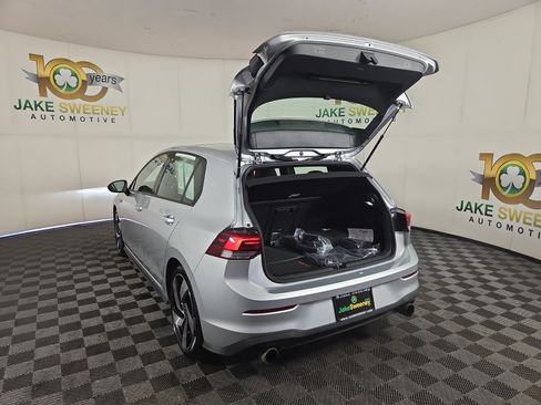 Used 2022 Volkswagen GTI SE FWD image 32