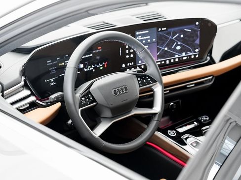 Used 2025 Audi A5 2.0T Premium Plus w/ Premium Plus AWD/4WD image 9
