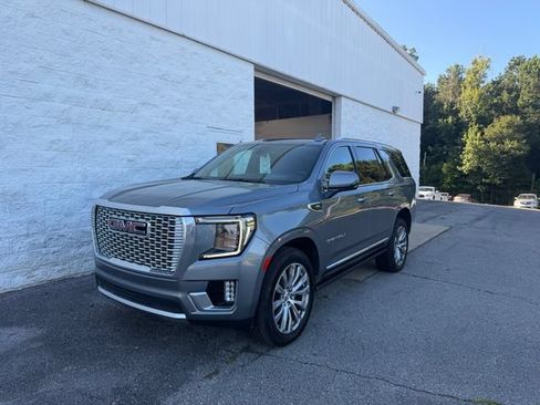 Used 2022 GMC Yukon Denali RWD image 1
