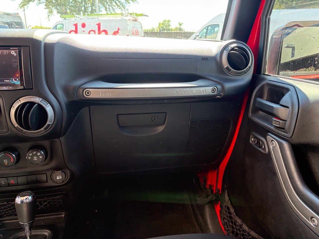 Used 2015 Jeep Wrangler Sport w/ Quick Order Package 24S AWD/4WD image 7