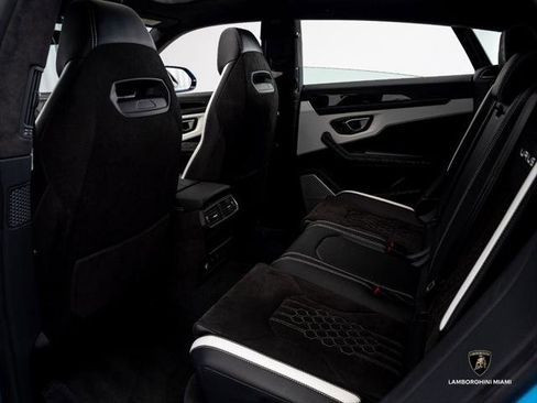 Used 2024 Lamborghini Urus S AWD/4WD image 23