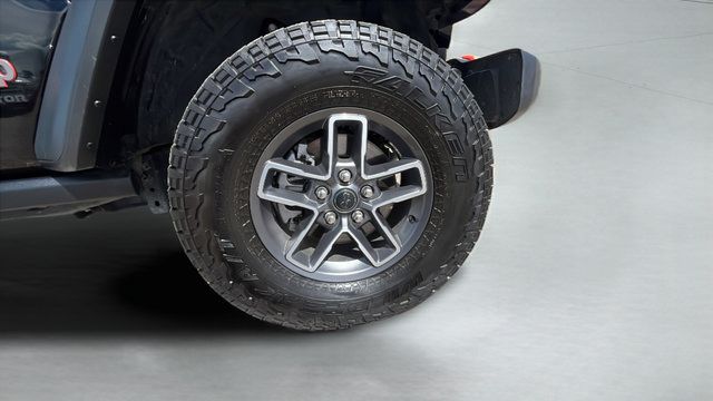 Used 2026 Jeep Gladiator Mojave AWD/4WD image 28