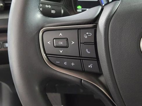 Certified 2024 Lexus UX 250h FWD image 32