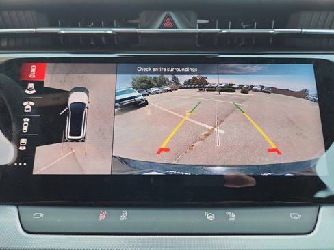 New 2025 Jeep Wagoneer S Launch Edition image 30