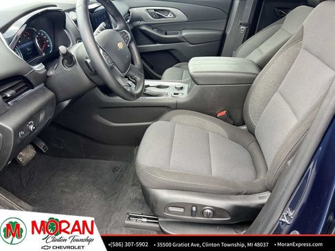 Certified 2023 Chevrolet Traverse LT FWD image 18
