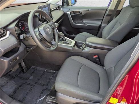 Used 2020 Toyota RAV4 LE w/ All Weather Liner Package image 16