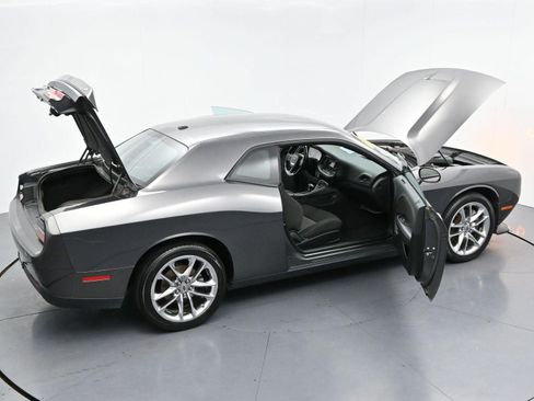 Used 2022 Dodge Challenger GT AWD/4WD image 38