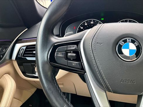Used 2019 BMW 530i image 23