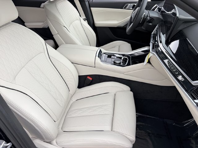 New 2027 BMW X6 xDrive40i w/ Climate Comfort Package AWD/4WD image 11