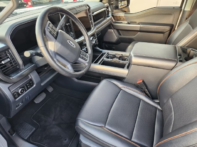 Used 2026 Ford F250 Lariat w/ Lariat Premium Package AWD/4WD image 6