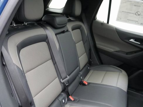 New 2026 Chevrolet Equinox LT w/ Convenience Package II image 27