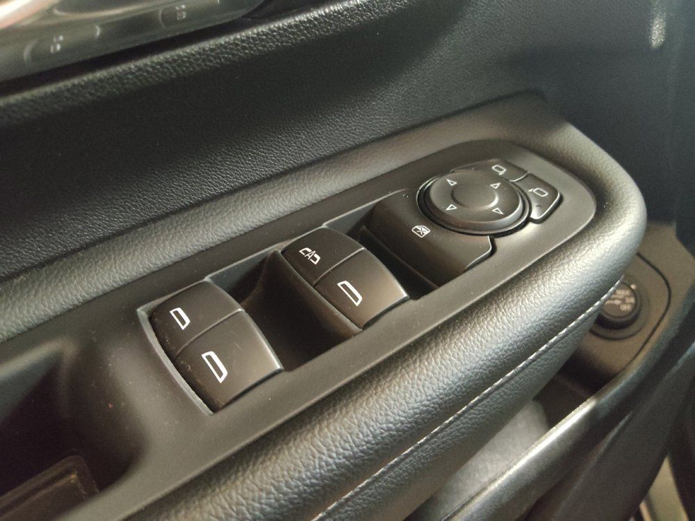 Used 2024 GMC Terrain SLT AWD/4WD image 27
