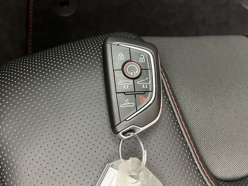 Certified 2023 Chevrolet Corvette Stingray Preferred Conv w/ Z51 Performance Package RWD image 27