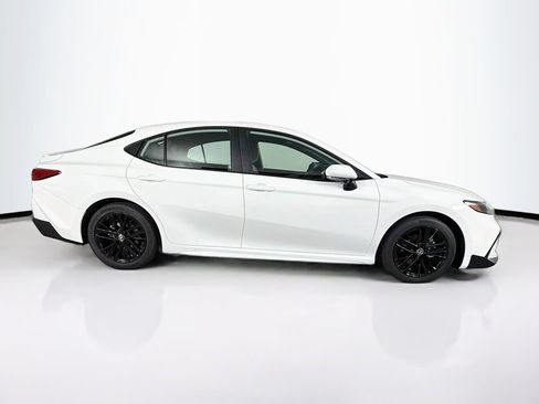 New 2026 Toyota Camry SE FWD image 10