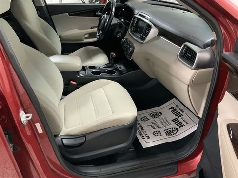 Used 2017 Kia Sorento FWD w/ LX Convenience Package image 21