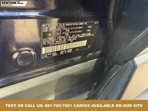 Used 2025 Toyota RAV4 XLE image 37