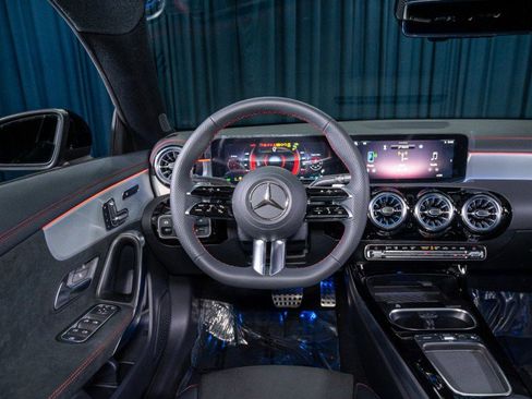 New 2025 Mercedes-Benz CLA 250 image 15