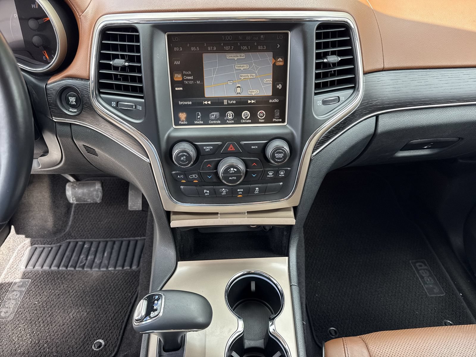 Used 2015 Jeep Grand Cherokee Summit AWD/4WD image 31