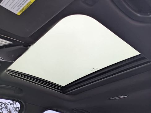 Used 2020 BMW 330i 330i w/ M Sport Package image 22