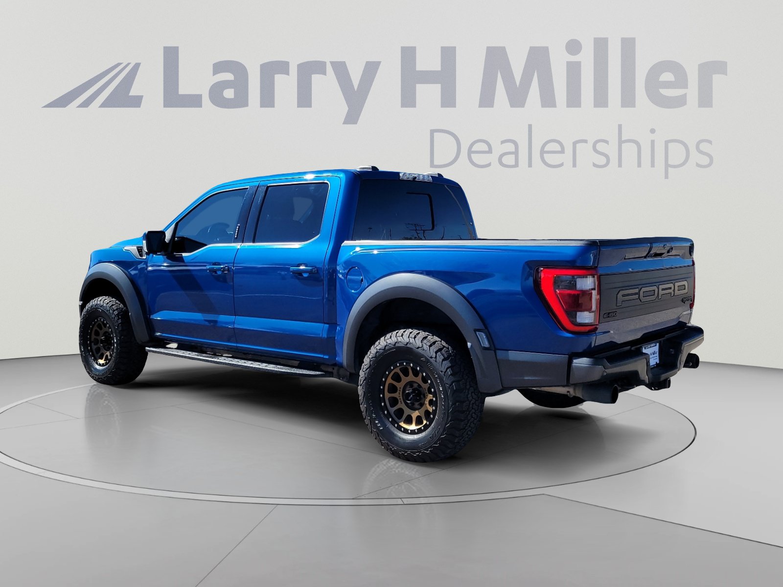 Used 2022 Ford F150 Raptor w/ Equipment Group 801A High AWD/4WD image 3