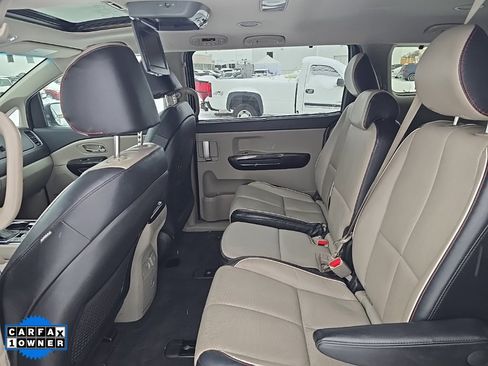 Used 2020 Kia Sedona SX image 6