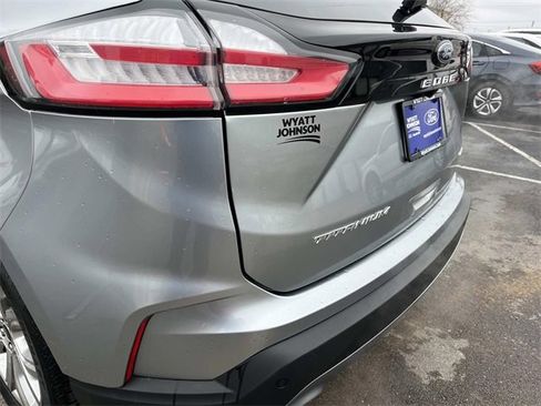 Certified 2024 Ford Edge Titanium image 10