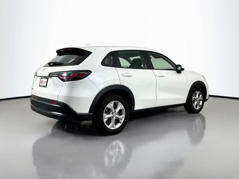 Used 2023 Honda HR-V LX image 7