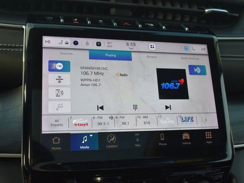 Used 2022 Jeep Grand Cherokee L Limited image 36