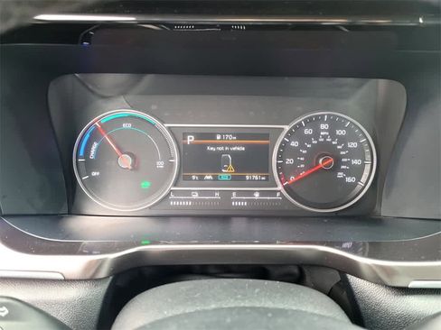 Used 2021 Kia Sorento S image 19