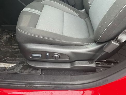 Used 2023 Chevrolet Blazer LT w/ Convenience Package image 17