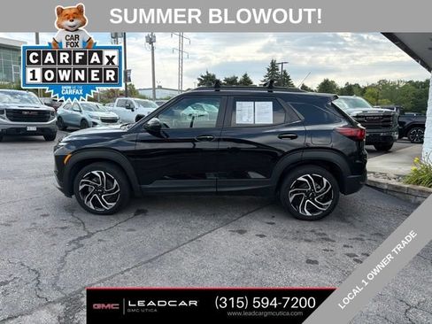 Used 2024 Chevrolet TrailBlazer RS w/ Convenience Package AWD/4WD image 2