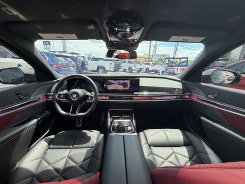 Used 2024 BMW 740i RWD image 16