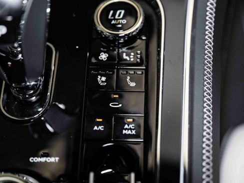 Used 2024 Bentley Continental GT Speed image 36