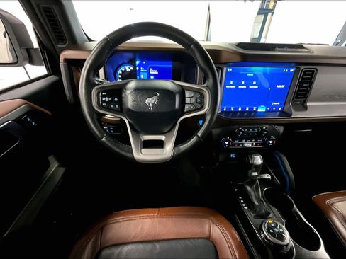 Used 2021 Ford Bronco Outer Banks image 5