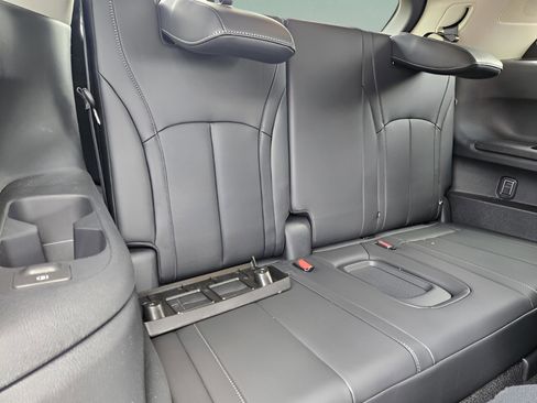 Used 2025 INFINITI QX60 Pure FWD image 11