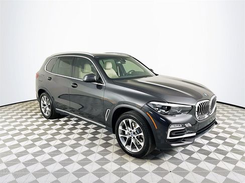 Used 2020 BMW X5 xDrive40i w/ Premium Package image 1