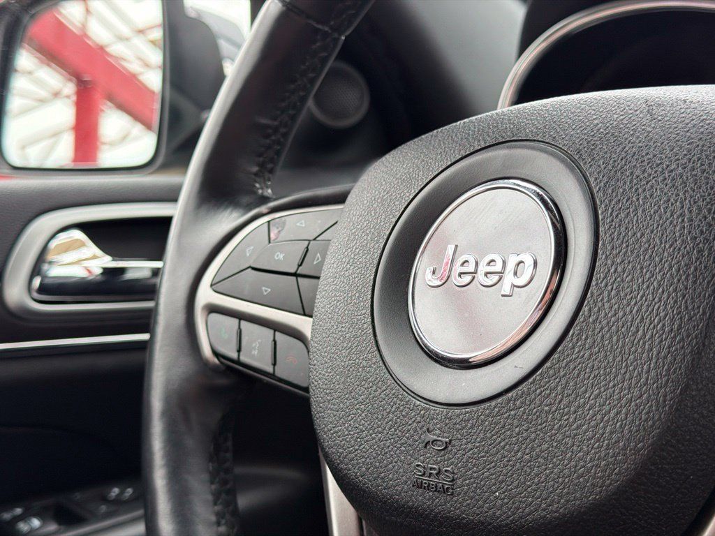 Used 2018 Jeep Grand Cherokee Limited AWD/4WD image 29