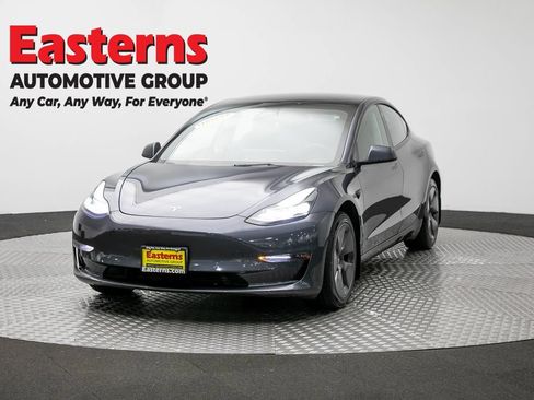 Used 2022 Tesla Model 3 Long Range AWD/4WD image 1