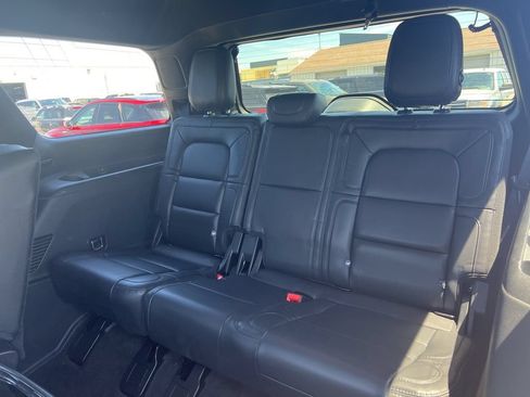 Used 2020 Lincoln Navigator Reserve w/ Luxury Package AWD/4WD image 13